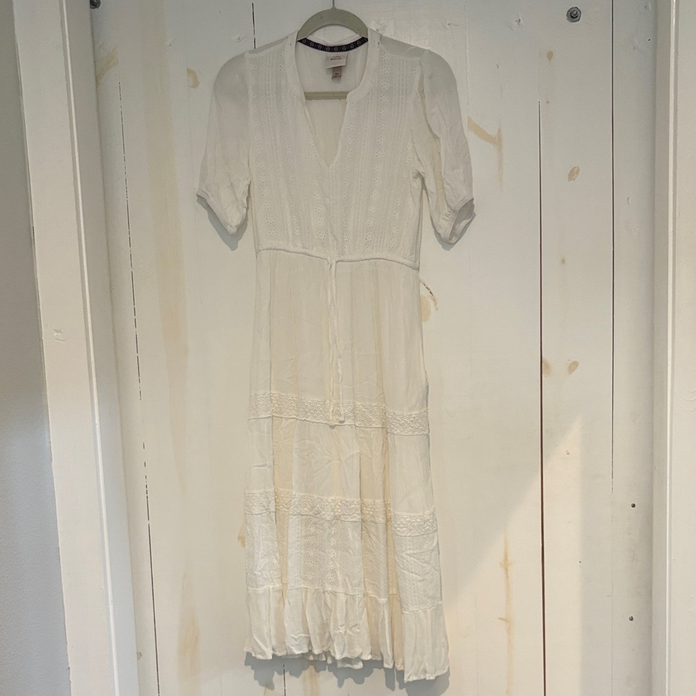 Eyelet embroidered tiered white maxi dress